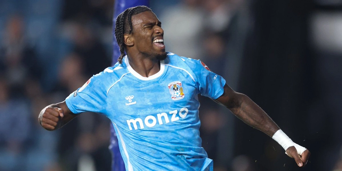 Haji-Wright-Bersinar,-Coventry-Kembali-ke-Puncak-Klasemen