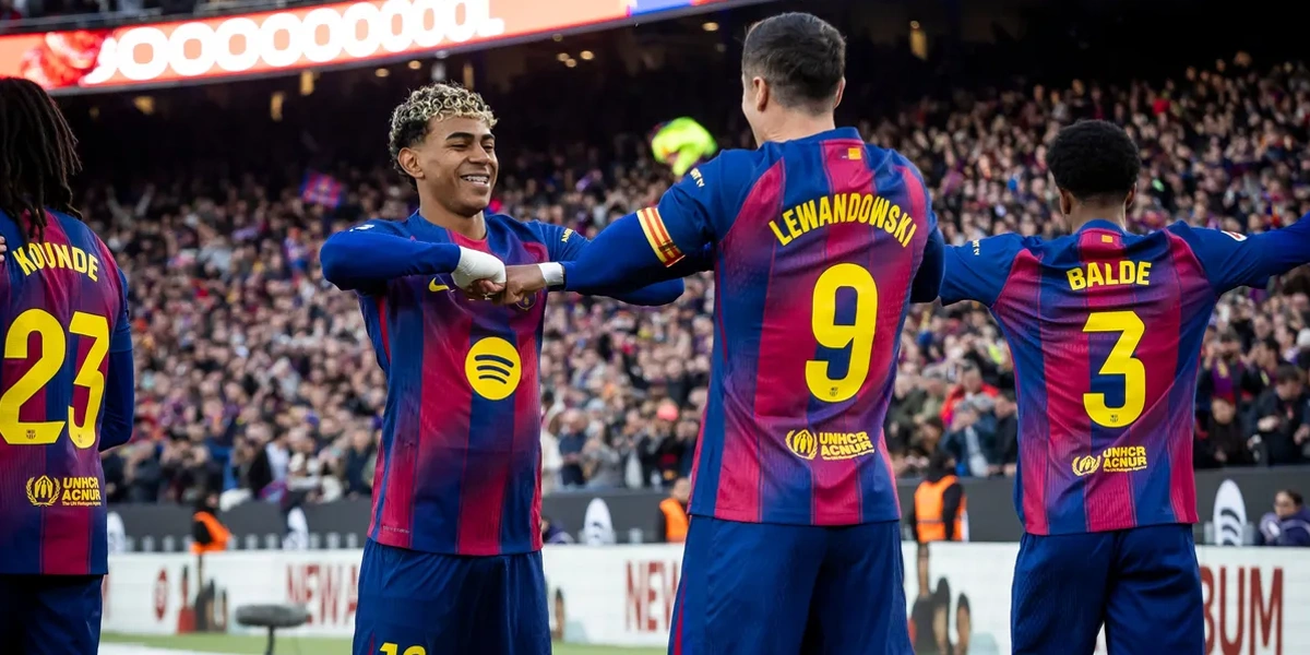 Barcelona Perkuat Puncak Klasemen Usai Kalahkan Villarreal dengan Skor 4-1